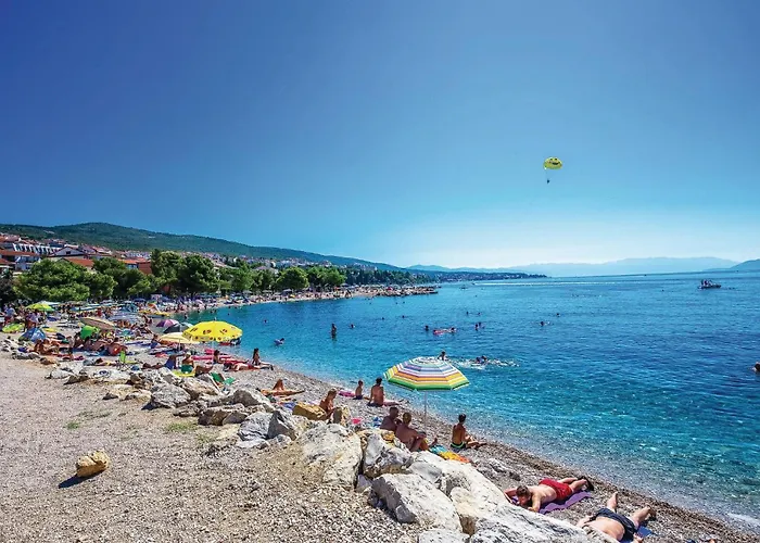 6 Bedroom Cozy In Ferienhaus Crikvenica